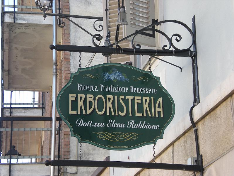 Erboristeria11.JPG